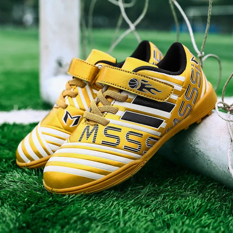 Boys Girls Soccer Shoes Kids Sneakers Cleats Football Shoes Outdoor Trainer Futsal Boots