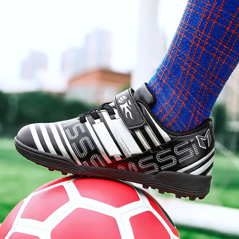 Boys Girls Soccer Shoes Kids Sneakers Cleats Football Shoes Outdoor Trainer Futsal Boots