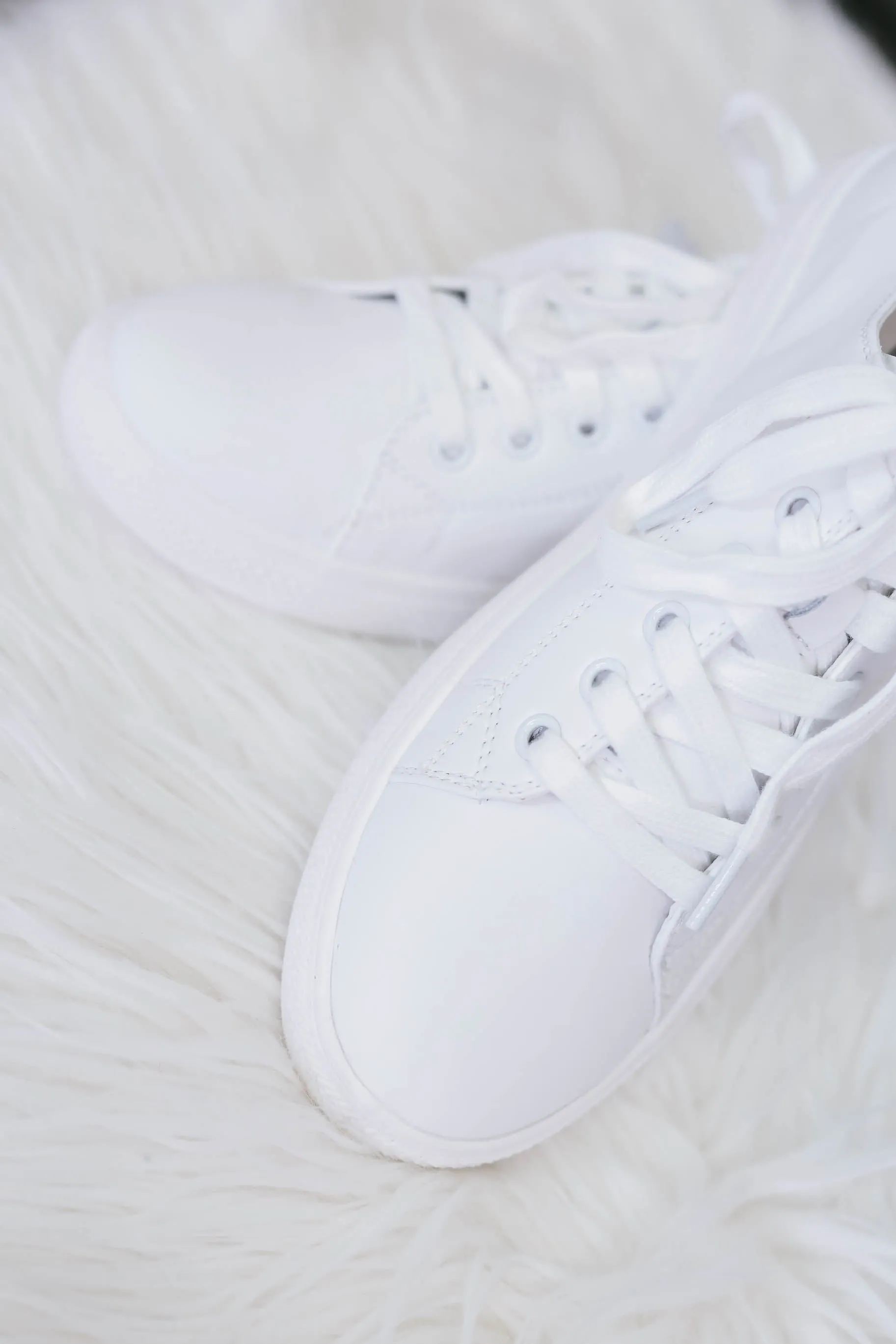 Keana Sneakers - White